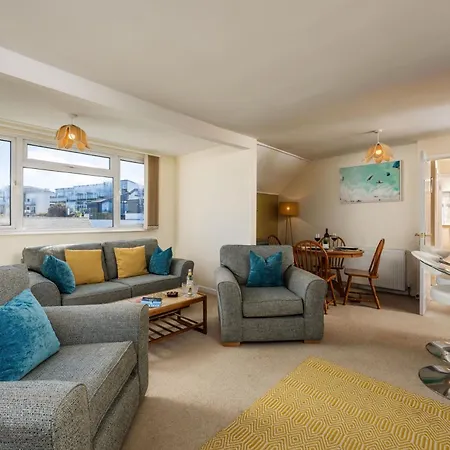 Casa Sirena In Fistral, Newquay